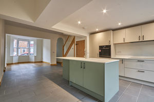 Kitchen Diner- click for photo gallery